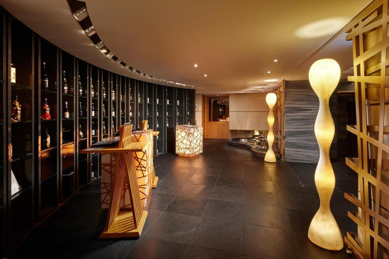 فندق لوتي، سيول إكزكيوتف تاور المظهر الخارجي الصورة The Wine Shop